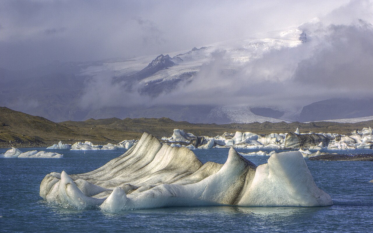 Icebergs in Jökulsárlón glacier lagoon, Iceland