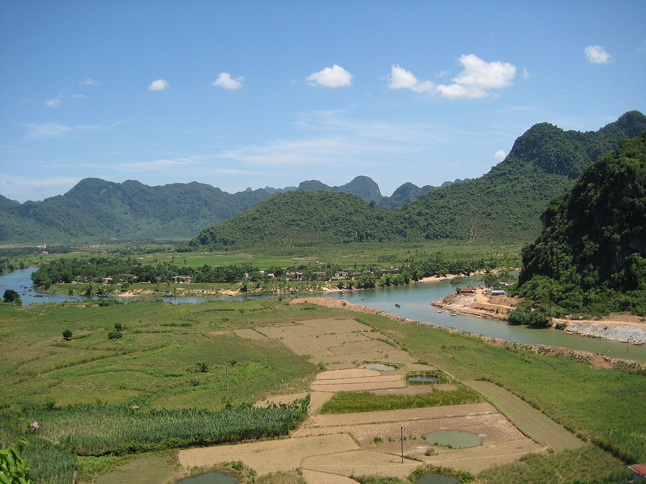Karst landscape in Phong Nha-Ke Bang National Park, Vietnam