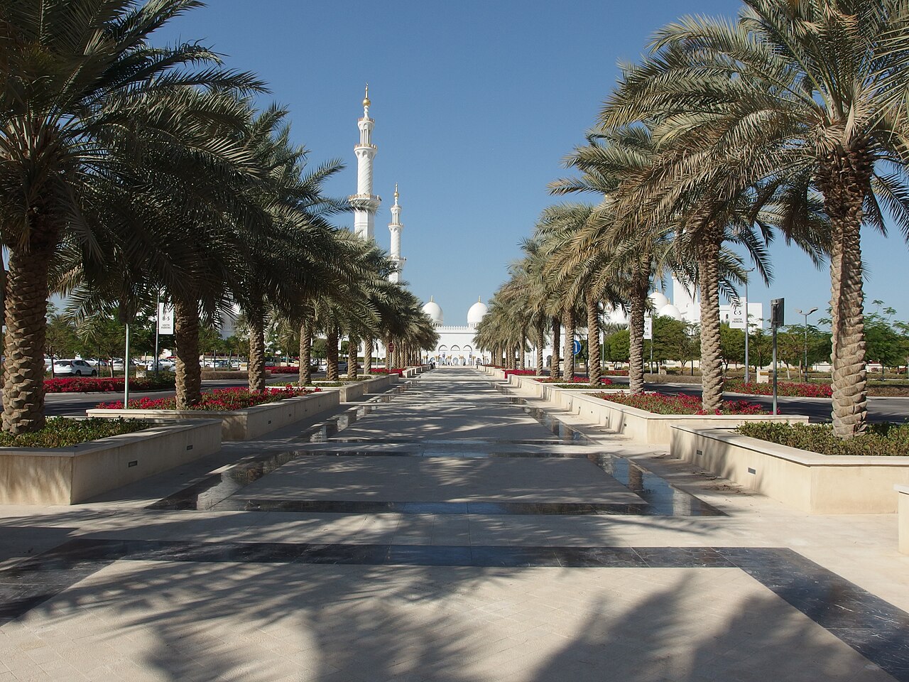 Palm-lined approach to Sheikh Zayed Grand Mosque, Abu Dhabi, United Arab Emirates