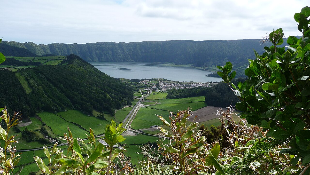 Sete Cidades and Lagoa Azul, São Miguel, Azores, Portugal