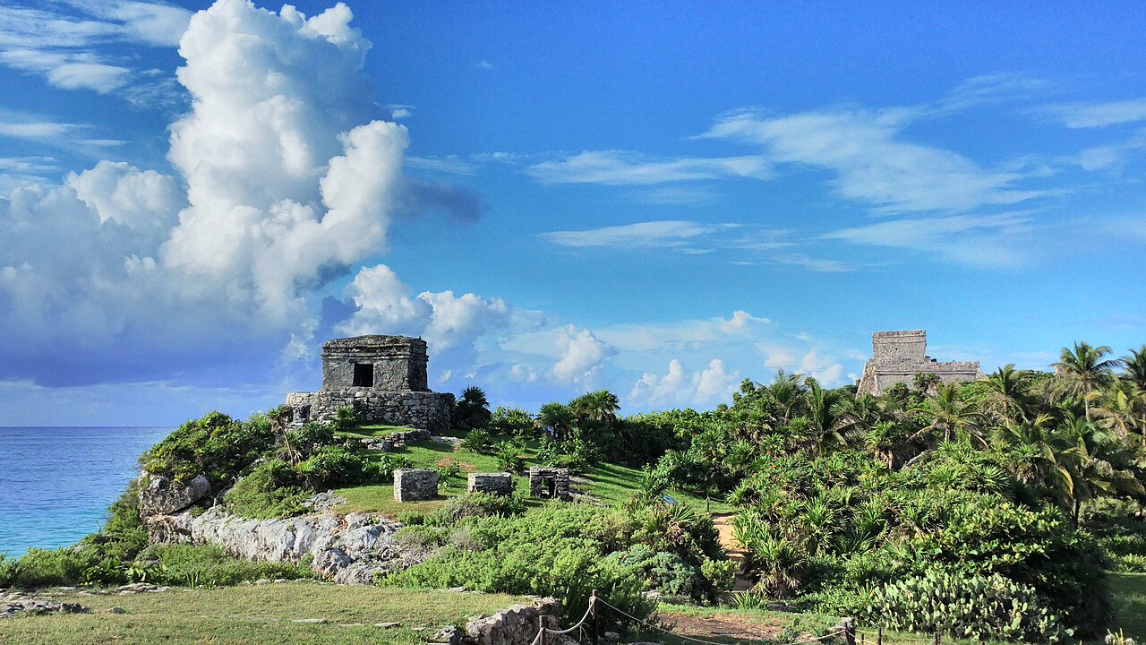 Coastal Maya ruins at Tulum, Mexico