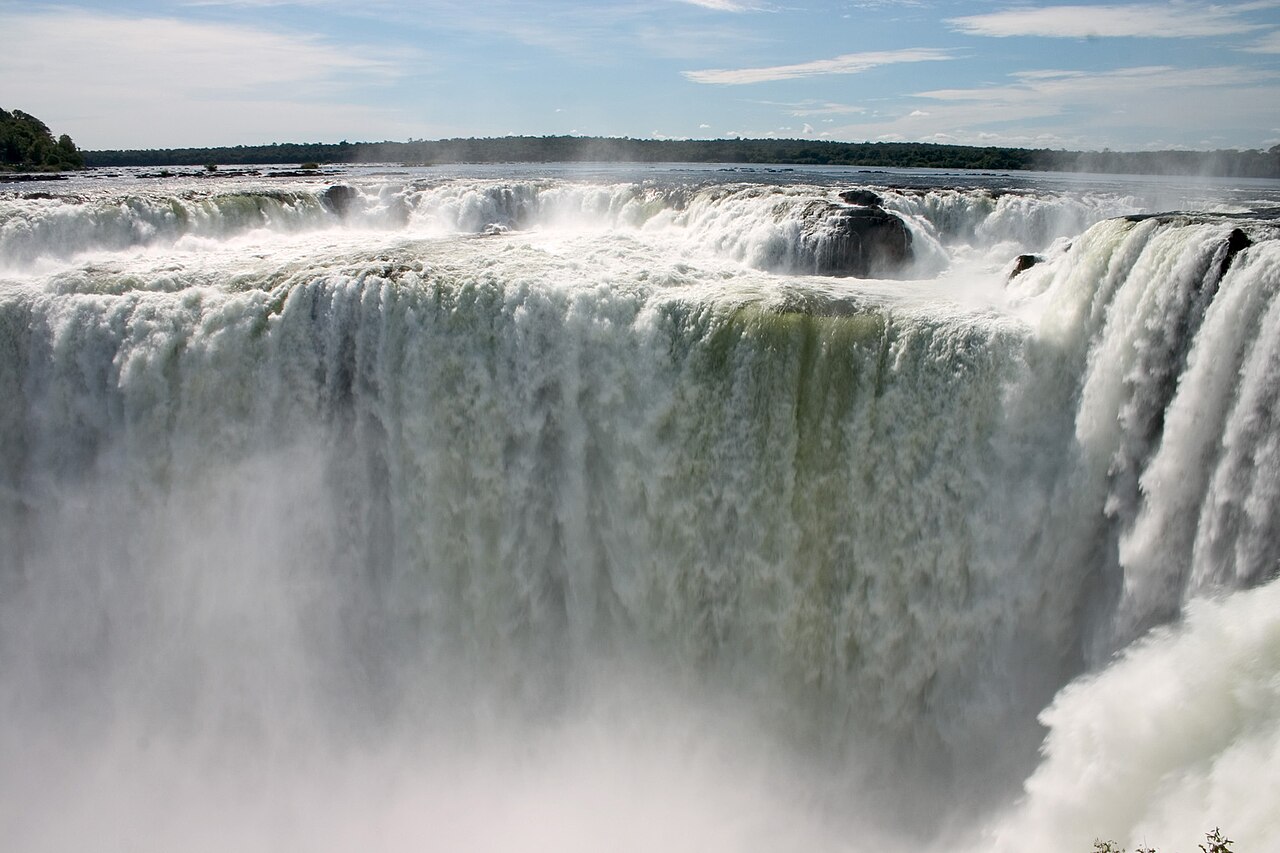 Garganta del Diablo at Iguazú Falls, Argentina